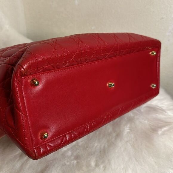 💯Authentic CHRISTIAN DIOR
Lambskin Cannage Large Lady Dior🍀 - Picture 10 of 17